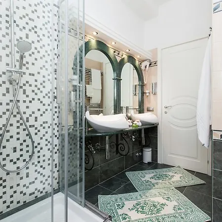 Bed and breakfast Impero Vaticano San Pietro 4*