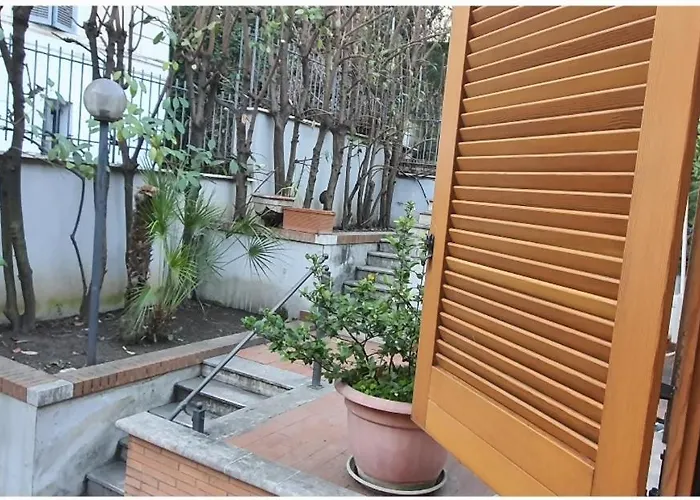 Impero Vaticano San Pietro Bed & Breakfast 4*